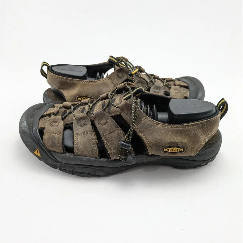 Mens Keen Newport Waterproof Brown Leather Hiking Sandals 110220-BISN Size 13